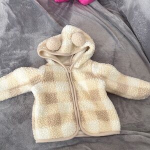 Cat and Jack baby fleece size 6-9 months